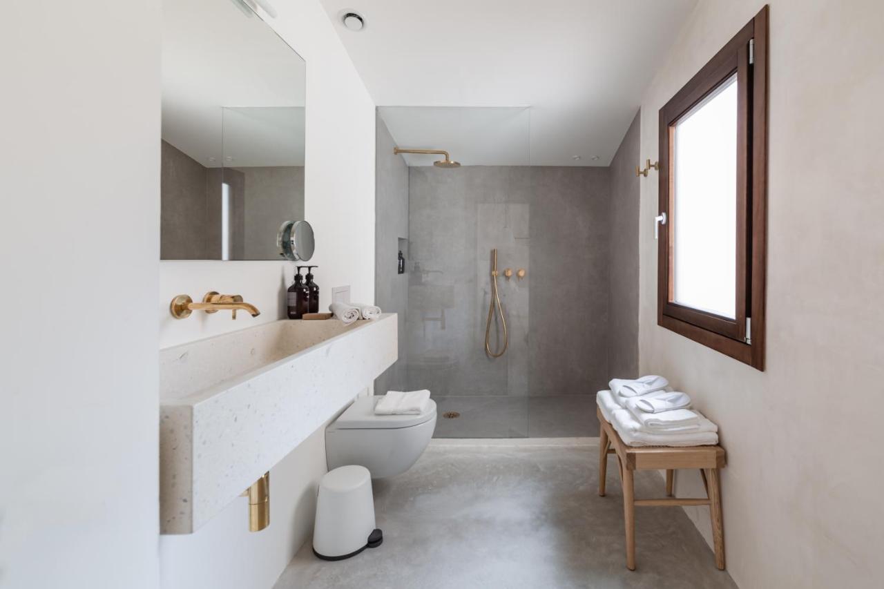 Meem Townhouse Hotel โซเยร์ ภายนอก รูปภาพ